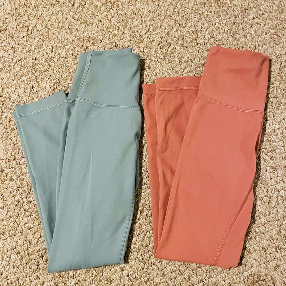 Lululemon size 2 green pink 7/8 length leggings